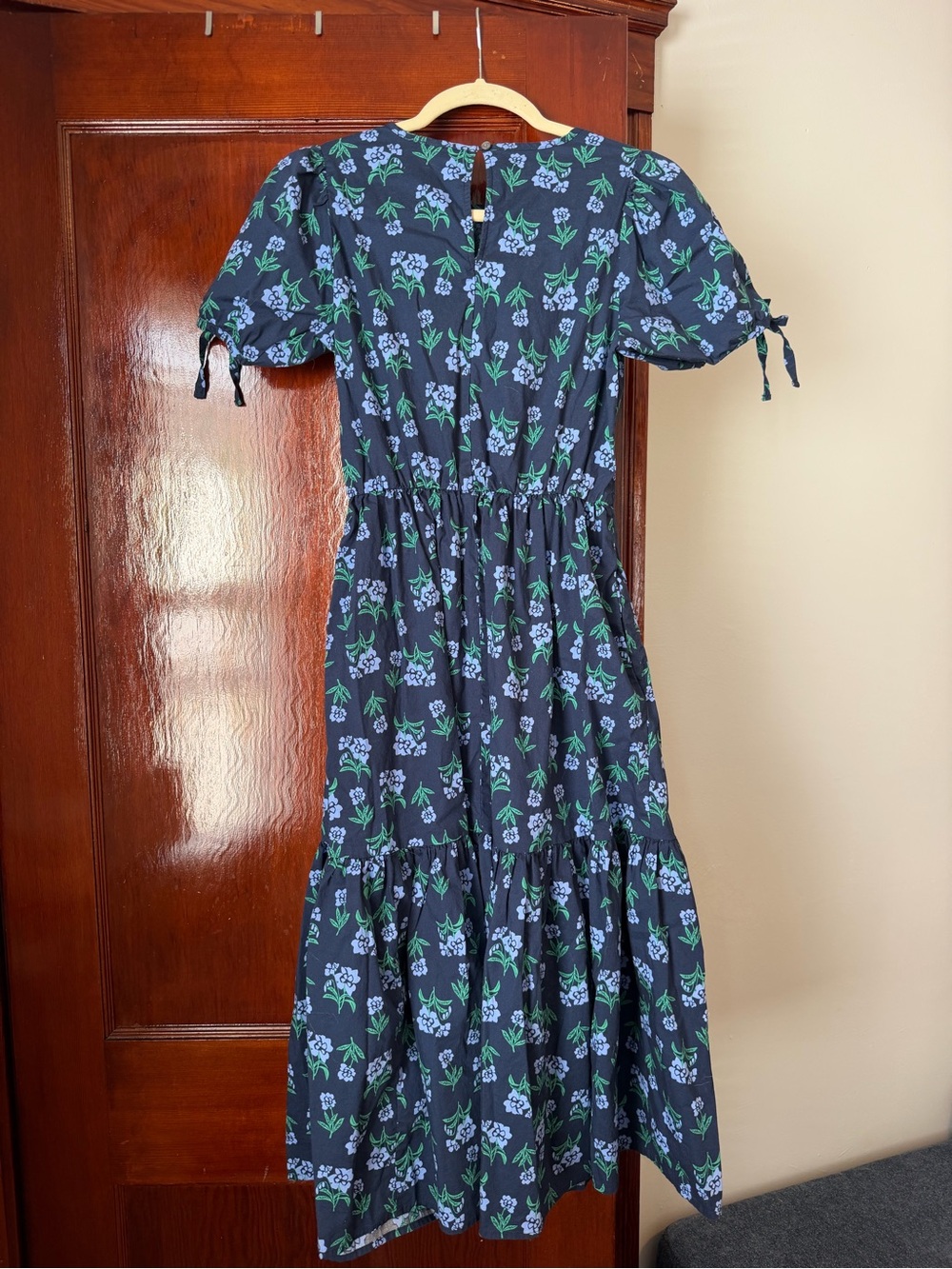 J.Crew Navy Floral Puff Sleeve Tiered Midi Dress Size 0 - Picture 6 of 8